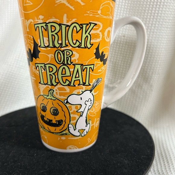 Peanuts Other - Peanuts snoopy Halloween tall coffee, tea mug